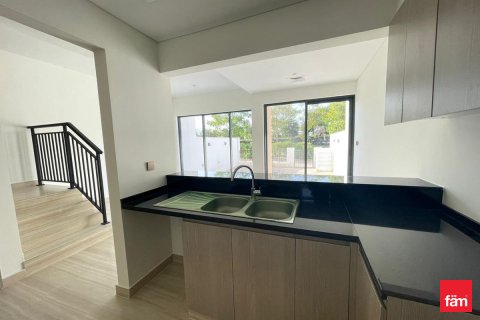Townhouse in Dubai, UAE 3 bedrooms, 154.2 sq.m. № 647733 - photo 5