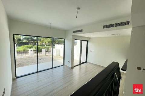Townhouse in Dubai, UAE 3 bedrooms, 154.2 sq.m. № 647733 - photo 4