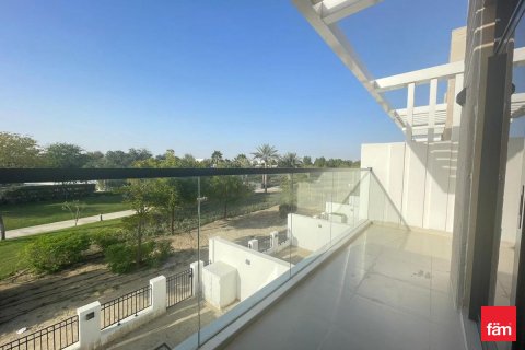Townhouse in Dubai, UAE 3 bedrooms, 154.2 sq.m. № 647733 - photo 1