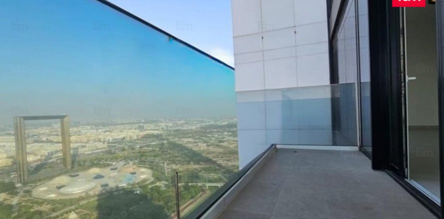 Apartament în Al Kifaf, Dubai, EAU 3 dormitoare, 167.6 mp.  №647737