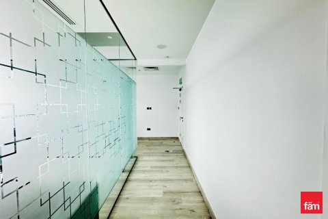 Zyrë në Business Bay, Dubai, Emiratet e Bashkuara Arabe 81.8 m2. № 705943 - Foto 14