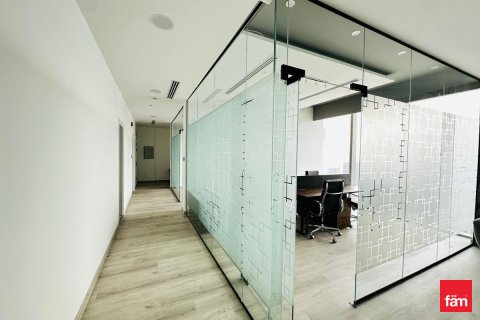 Zyrë në Business Bay, Dubai, Emiratet e Bashkuara Arabe 81.8 m2. № 705943 - Foto 10