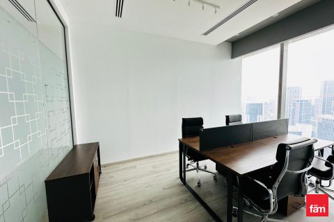 Zyrë në Business Bay, Dubai, Emiratet e Bashkuara Arabe 81.8 m2. № 705943 - Foto 6