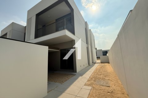 Willa w Al Furjan, Dubai, ZEA 4 sypialnie, 366 mkw. nr 702764