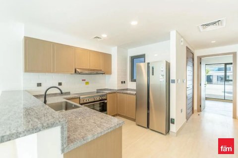 Townhouse de închiriat în Dubai, EAU 5 dormitoare, 144 mp. №723248 - poză 11