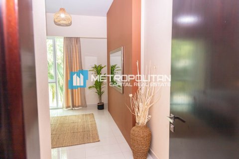 Kaupunkipientalo Al Reem Island, Abu Dhabi, Arabiemiraatit 2 makuuhuonetta, 202 m2 № 651751 - kuva 15