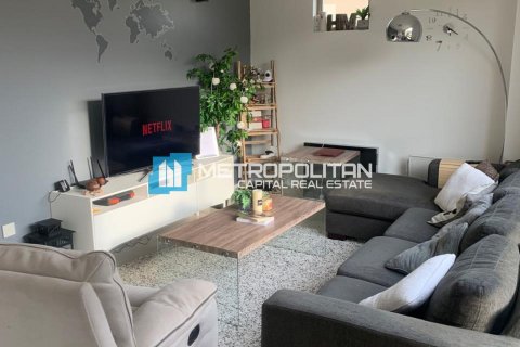 Townhouse in Al Raha Gardens, Abu Dhabi, UAE 4 bedrooms, 240.3 sq.m. № 651753 - photo 7