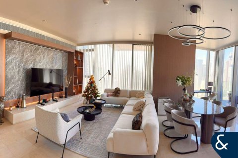 شقة للإيجار في أبراج بحيرة جميرا، دبي، الإمارات العربية المتحدة 3 غرفة نوم ، 280 متر مربع ، رقم 698206 - صورة 2