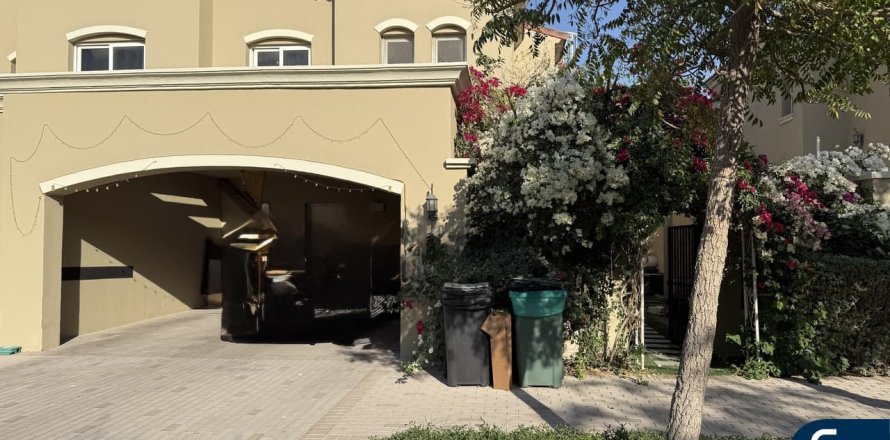 Βίλα σε Dubai Land, ΗΑΕ 3 υπνοδωμάτια, 213 τ.μ. Αρ. 698204