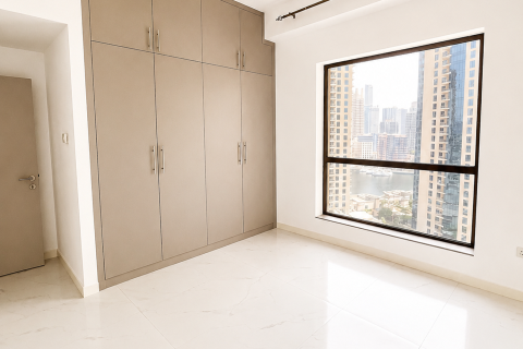 Apartament de închiriat în Jumeirah Beach Residence, Dubai, EAU 3 dormitoare, 168.43 mp.  №749732 - poză 6
