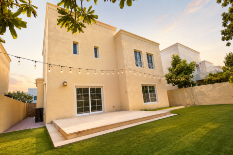 Villa in The Lakes, Dubai, UAE 3 bedrooms, 437 sq.m. № 749730