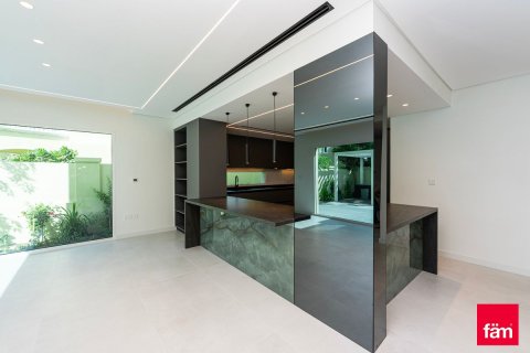 Vilă de vânzare în Jumeirah Park, Dubai, EAU 3 dormitoare, 537.6 mp.  №714972 - poză 6