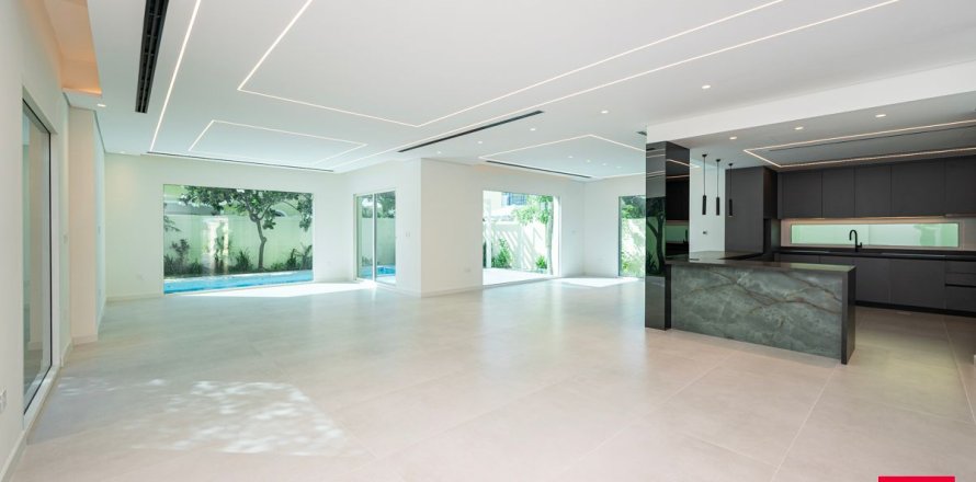 Vilă în Jumeirah Park, Dubai, EAU 3 dormitoare, 537.6 mp.  №714972