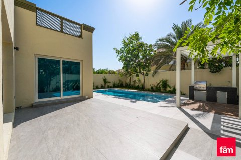 Vilă de vânzare în Jumeirah Park, Dubai, EAU 3 dormitoare, 537.6 mp.  №714972 - poză 22
