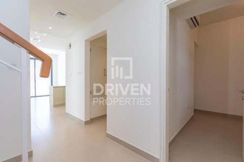 Kuća u nizu u gradu Dubai Hills Estate, Dubai, UAE 5 spavaće sobe, 341.33 m2 Br. 745981 - Slika 18
