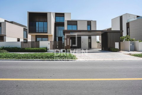 Villa en alquiler en Dubai Hills Estate, Dubai, EAU 5 dormitorios, 875.52 m2 № 745980 - foto 2