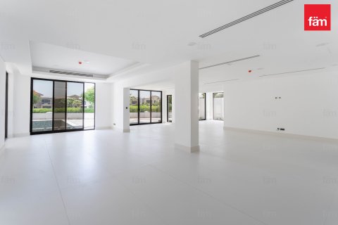 Villa in Dubai, UAE 7 bedrooms, 921.2 sq.m. № 644937 - photo 2