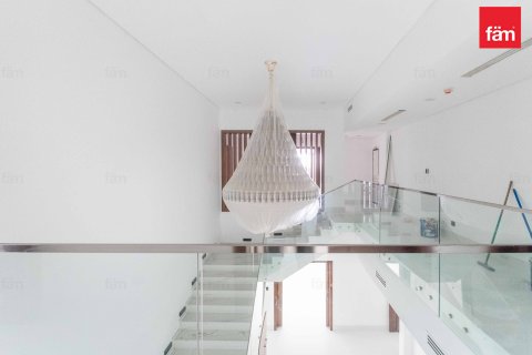Villa in Dubai, UAE 7 bedrooms, 921.2 sq.m. № 644937 - photo 7