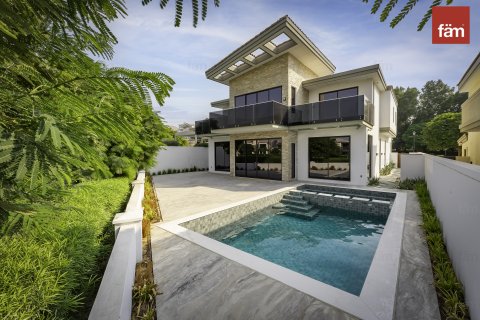 Villa til salg i Dubai, UAE 7 soveværelser, 921.2 kvm № 644937 - foto 1