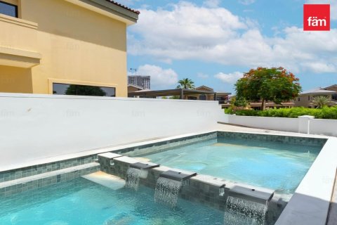 Villa in Dubai, UAE 7 bedrooms, 921.2 sq.m. № 644937 - photo 30