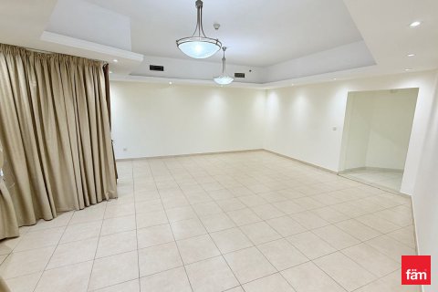Appartement à louer à Dubai, EAU 3 chambres, 181.7 m2 № 644936 - photo 5