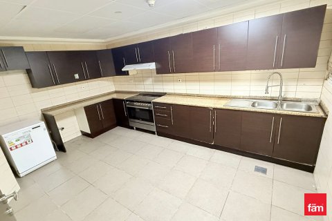 Appartement à louer à Dubai, EAU 3 chambres, 181.7 m2 № 644936 - photo 2