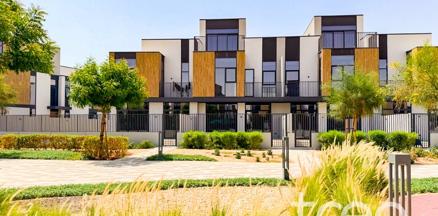 Villa asukohaga Mudon, Dubai, AÜE: 3 magamistoaga, 238.57 m² Nr 733631