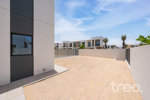 Városi lakóépület itt: Arabian Ranches 3, Dubai, EAE, 4 hálószoba, 218.69 m², azonosító: 733632 - fénykép 19