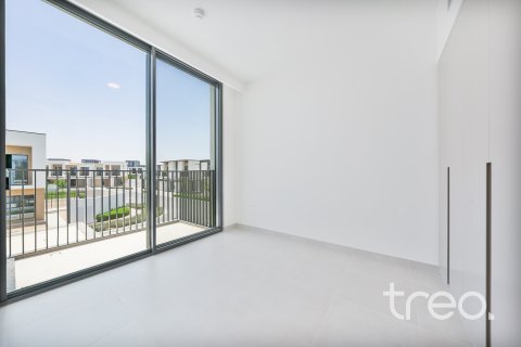 Városi lakóépület itt: Arabian Ranches 3, Dubai, EAE, 4 hálószoba, 218.69 m², azonosító: 733632 - fénykép 12