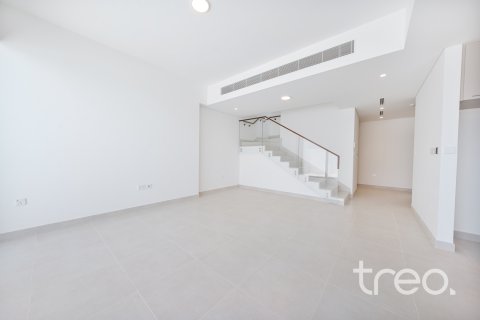 Városi lakóépület itt: Arabian Ranches 3, Dubai, EAE, 4 hálószoba, 218.69 m², azonosító: 733632 - fénykép 3