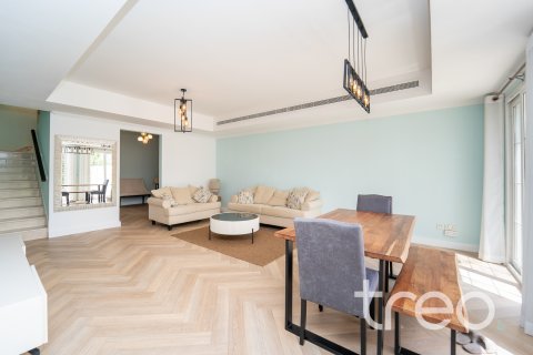 Villa itt: The Springs, Dubai, EAE, 3 hálószoba, 228.08 m², azonosító: 733629 - fénykép 5