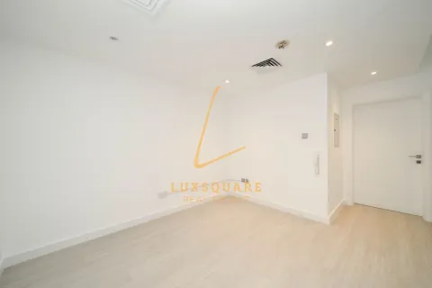 Зняти в оренду віллу в Джумейра Вилладж Серкл, Дубай, ОАЕ 3 спальні, 142м2, № 701922 - фото 8