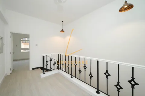 Зняти в оренду віллу в Джумейра Вилладж Серкл, Дубай, ОАЕ 3 спальні, 142м2, № 701922 - фото 18