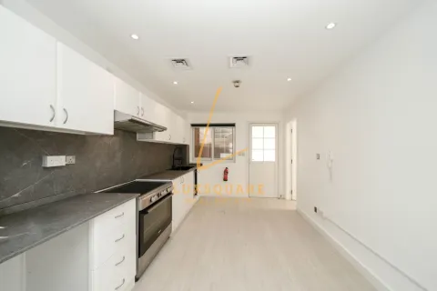 Зняти в оренду віллу в Джумейра Вилладж Серкл, Дубай, ОАЕ 3 спальні, 142м2, № 701922 - фото 3