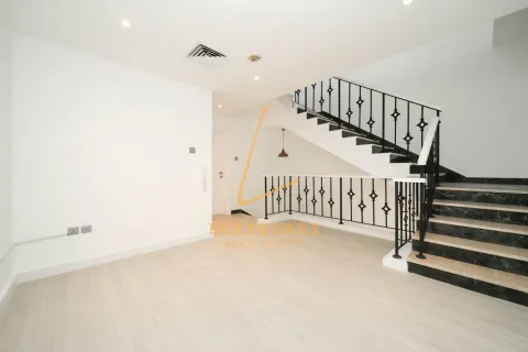 Зняти в оренду віллу в Джумейра Вилладж Серкл, Дубай, ОАЕ 3 спальні, 142м2, № 701922 - фото 6