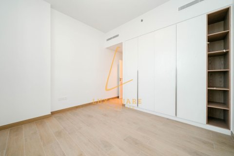 Apartment in Jumeirah, Dubai, UAE 2 bedrooms, 111 sq.m. № 701921 - photo 19