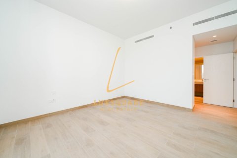 Apartment in Jumeirah, Dubai, UAE 2 bedrooms, 111 sq.m. № 701921 - photo 17