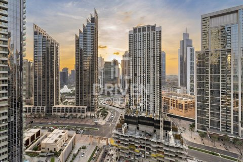 Apartament do wynajęcia w Downtown Dubai (Downtown Burj Dubai), Dubai, ZEA 1 sypialnia, 76.27 mkw., nr 757012 - zdjęcie 2