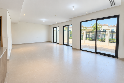 Māja Khalifa City, Abu Dhabijā, AAE 3 istabas, 236.5 m2 Nr. 764398