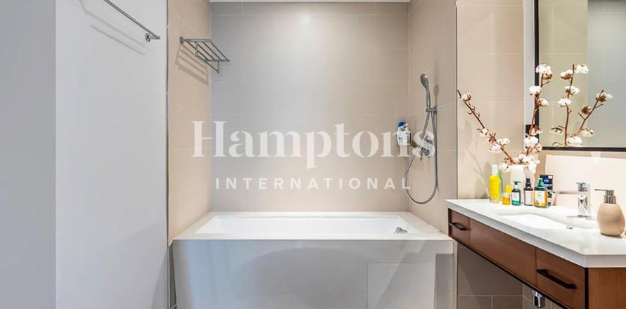 آپارتمان در Dubai Marina، Dubai ، امارات متحده عربی 2 خوابه ، 114.364 متر مربع.  شماره 703407