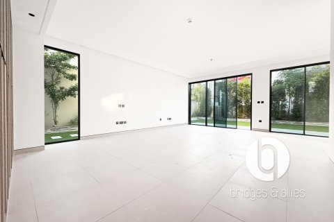 Villa para arrendamento em Tilal Al Ghaf, Dubai, EAU 4 quartos, 432 m2 № 714194 - foto 3