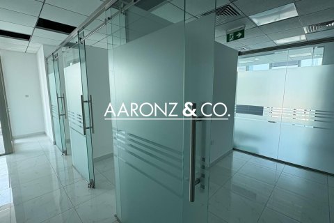 Oficina en alquiler en Business Bay, Dubai, EAU 177 m2 № 677166 - foto 4
