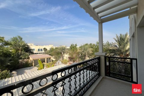 Villa zur Miete in Dubai, VAE 2 Schlafzimmer, 767 m2 Nr. 717903 - Foto 10