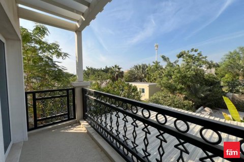 Villa zur Miete in Dubai, VAE 2 Schlafzimmer, 767 m2 Nr. 717903 - Foto 14