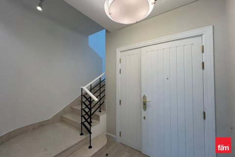 Villa zur Miete in Dubai, VAE 2 Schlafzimmer, 767 m2 Nr. 717903 - Foto 8