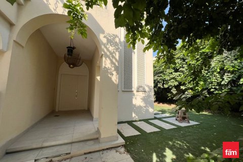 Villa zur Miete in Dubai, VAE 2 Schlafzimmer, 767 m2 Nr. 717903 - Foto 12
