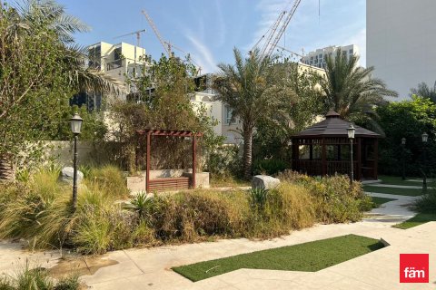 Villa zur Miete in Dubai, VAE 2 Schlafzimmer, 767 m2 Nr. 717903 - Foto 15