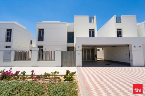 Villa à vendre à Jumeirah Park, Dubai, EAU 5 chambres, 707.9 m2 № 717905 - photo 2