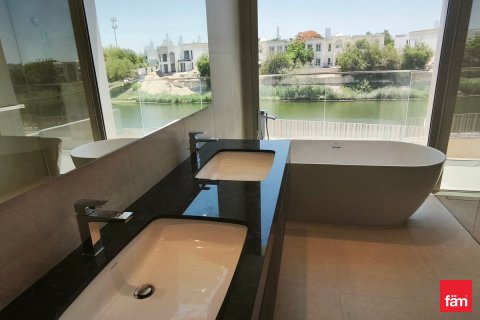 فيلا للبيع في Jumeirah Park، دبي، الإمارات العربية المتحدة 5 غرفة نوم ، 707.9 متر مربع ، رقم 717905 - صورة 16