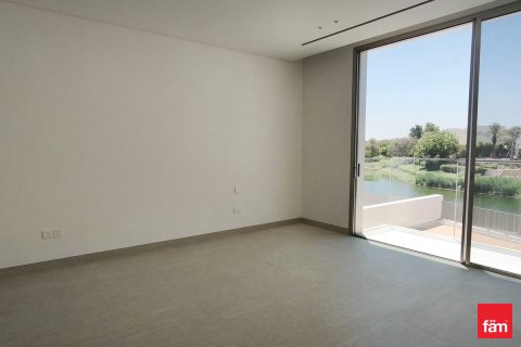 فيلا للبيع في Jumeirah Park، دبي، الإمارات العربية المتحدة 5 غرفة نوم ، 707.9 متر مربع ، رقم 717905 - صورة 3